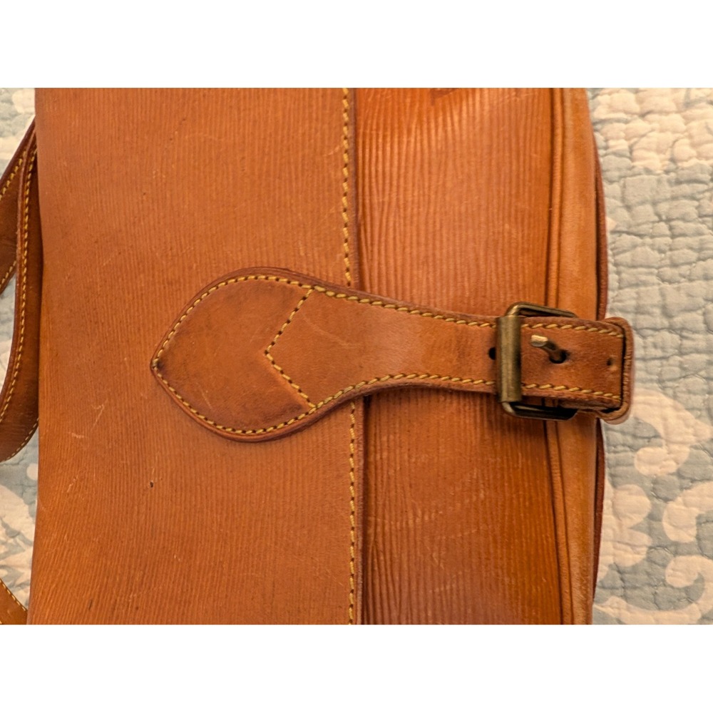 Louis Vuitton Cartouchiere MM Tan Epi Leather Crossbody Bag Vintage Messenger - Picture 4 of 16